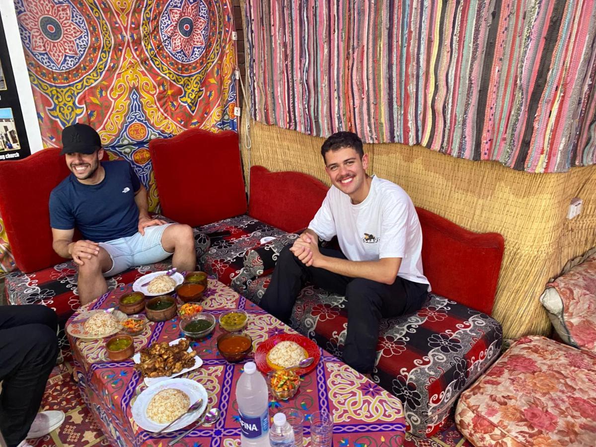 Bed and Breakfast Jana Pyramids View In 3 à Kafret el-Gabal Extérieur photo