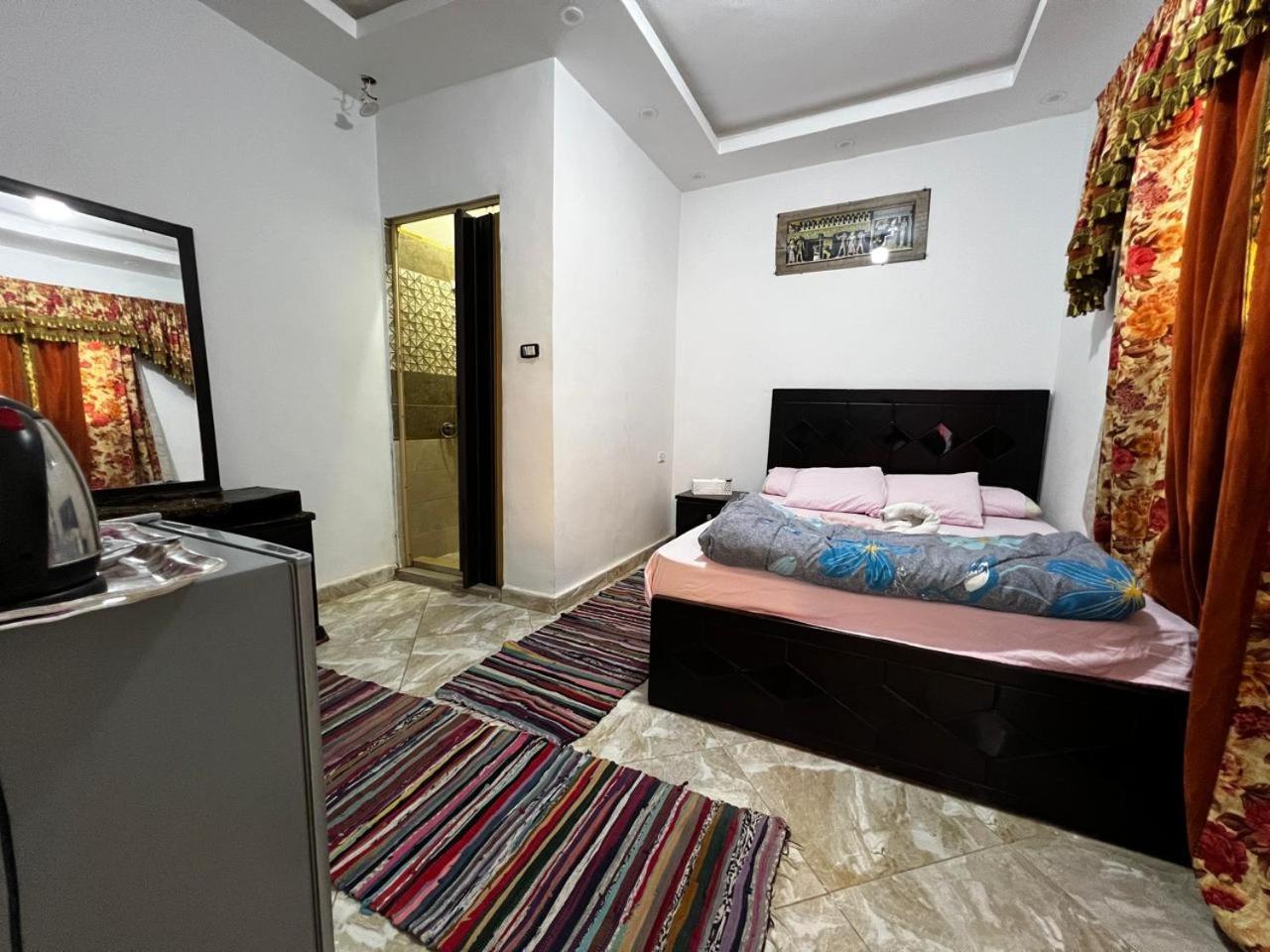 Bed and Breakfast Jana Pyramids View In 3 à Kafret el-Gabal Extérieur photo